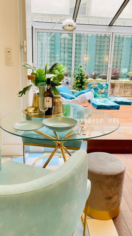Villa Lepic, Luxury Flat In Montmartre With Private Terrasse-Appartement Entier ปารีส ภายนอก รูปภาพ